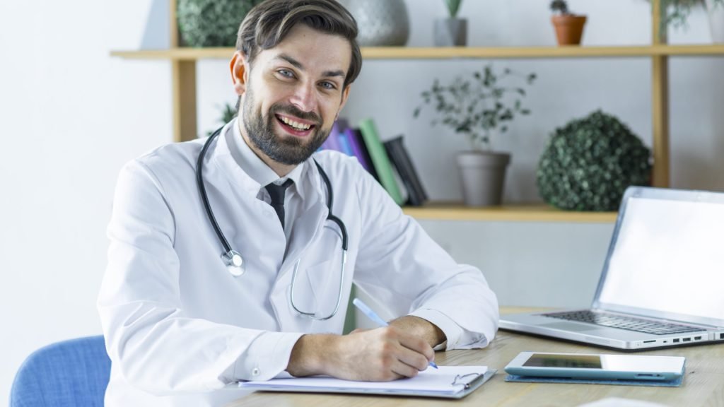 Residência Médica: Confira as novas matrizes de competência de 24 especialidades