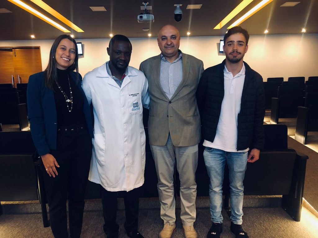 professores na apresentação do trabalho de conclusão do curso da pós graduação em ortopedia e traumatologia